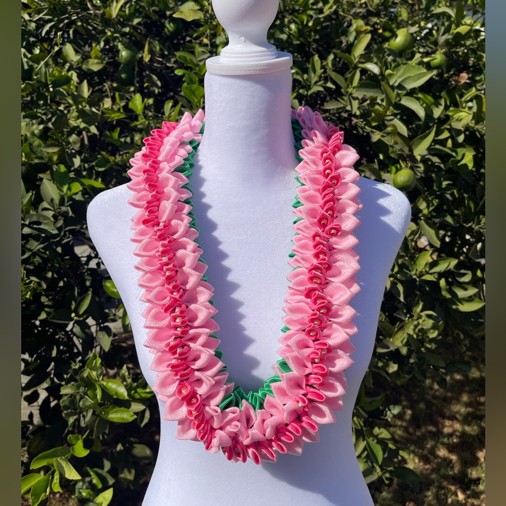 Handmade Leis- Orchids pink and green 40 inch